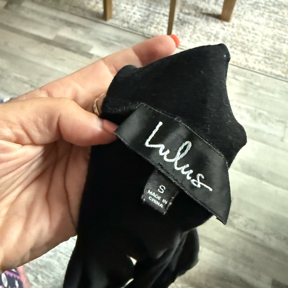 Black Reversible Womens Top Lulu’s - Picture 5 of 5